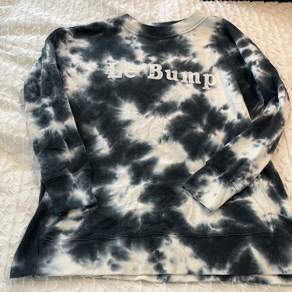 Maternity black & white oversized tie dye sweatshirt